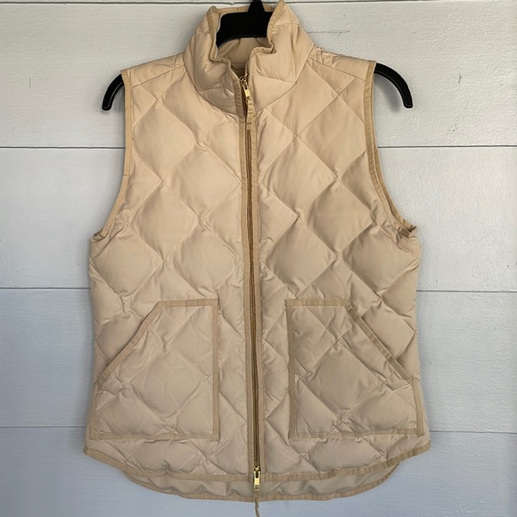 J. Crew Factory Cream Puffer Vest Down Blend Size S - Picture 2 of 10